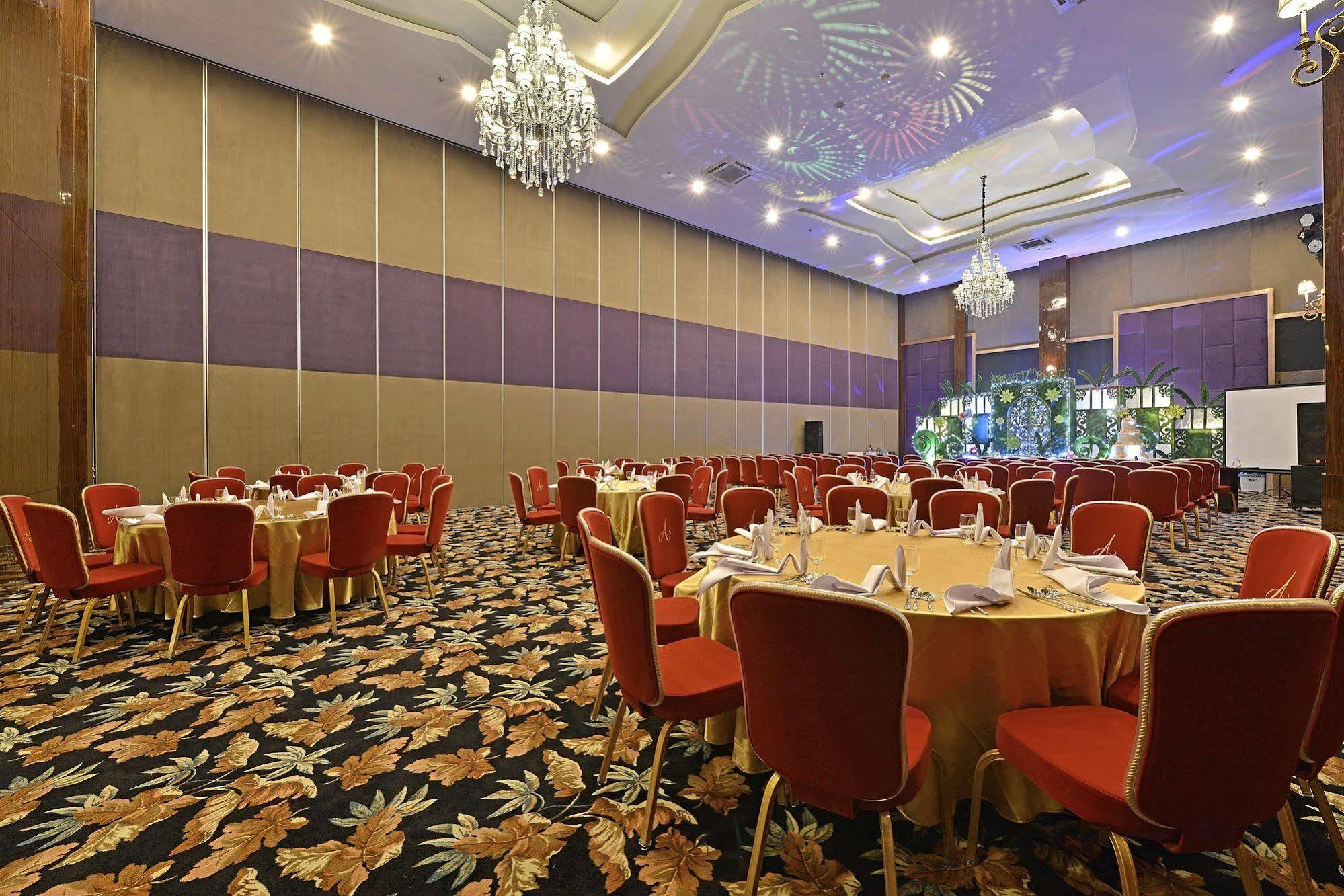 Amaroossa Grande 4* Bekasi